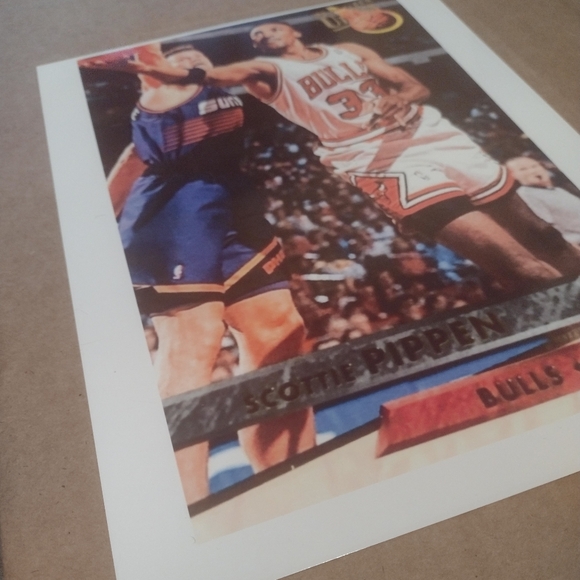 NEW! SCOTTIE PIPPEN 8.5x11 ULTRA PREMIUM GLOSSY 1993 BULLS FINALS VS SUNS POSTER - Picture 13 of 17